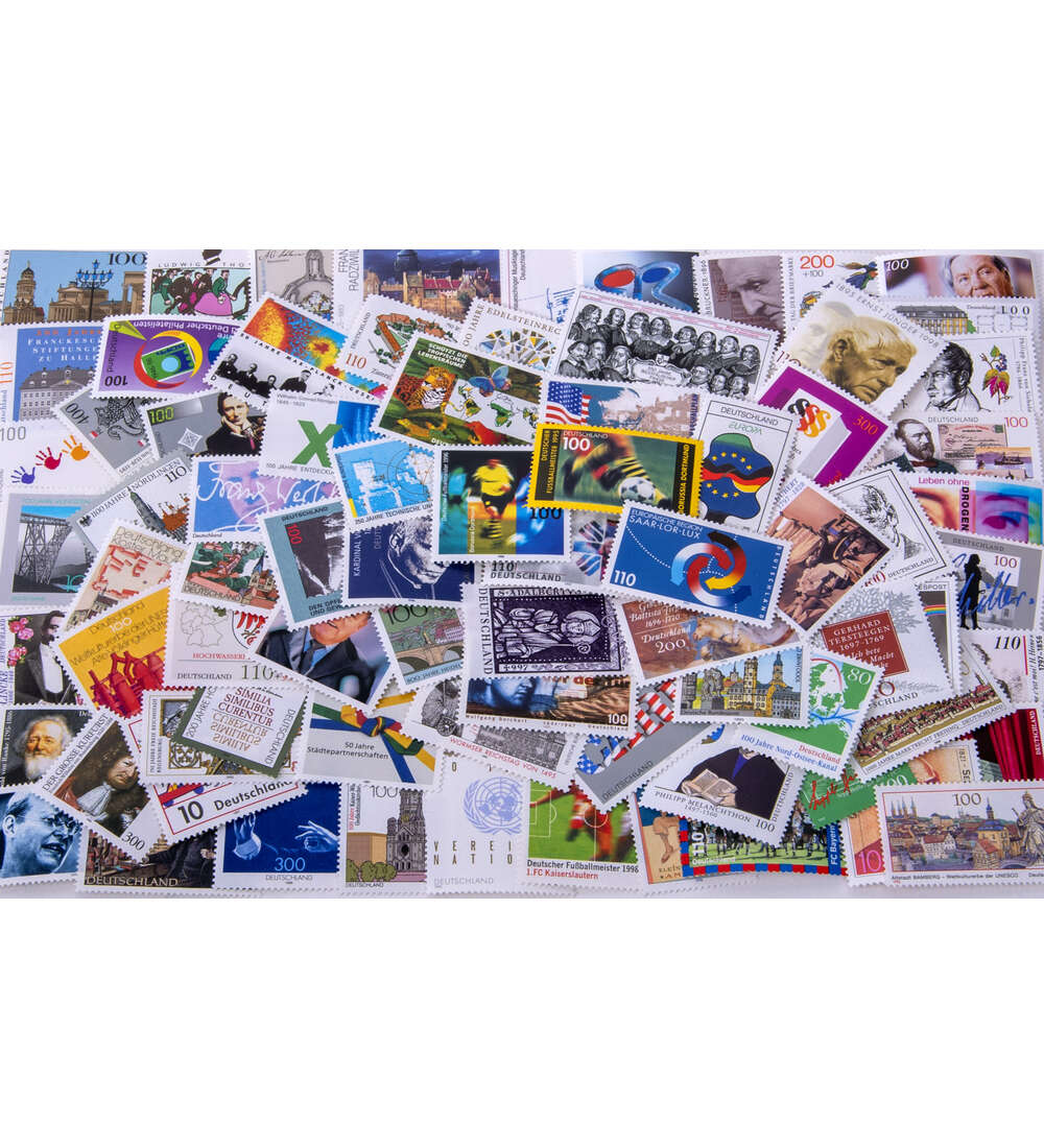 100 verschiedene BRD Ausgaben von 1995 bis 1999 postfrisch