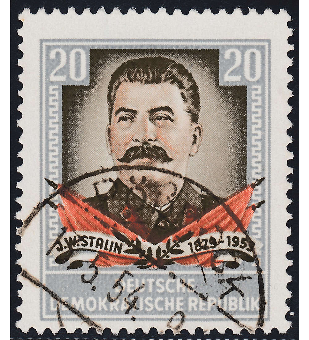 DDR Nr. 425 gestempelt         Stalin