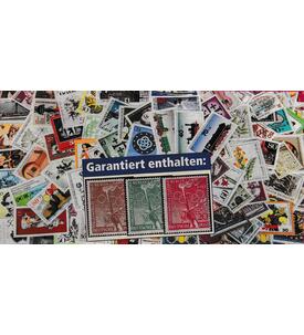 Berlin - Postfrischkollektion 200 verschiedene Werte mit Nr. 88-90 Olympia 1952