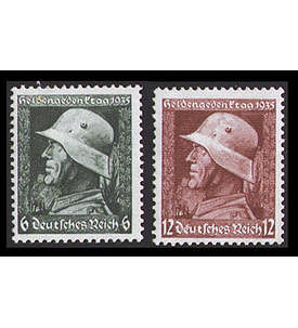 Deutsches Reich Nr. 569-570 Soldat mit Stahlhelm